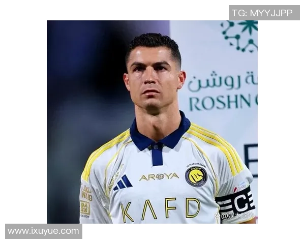 C罗与克鲁伊夫的传奇对决:谁是足球历史上的真正巨星 C罗与克鲁伊夫的传奇对决:谁是足球历史上的真正巨星