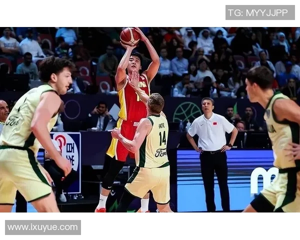 中国男篮与新西兰激战成和精彩比分引发球迷热议 中国男篮与新西兰激战成和精彩比分引发球迷热议