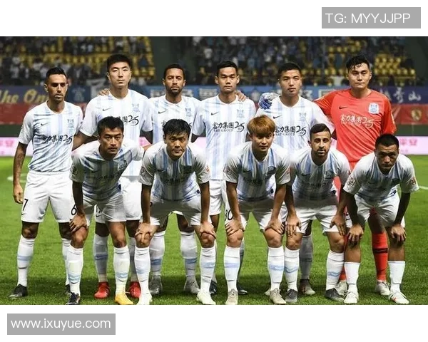 广州富力主场迎战上海球队力争胜利争夺联赛积分榜更高位置