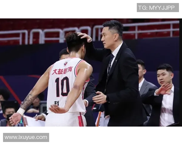 开拓者与活塞激战正酣CCTV全程直播精彩瞬间回顾 开拓者与活塞激战正酣CCTV全程直播精彩瞬间回顾