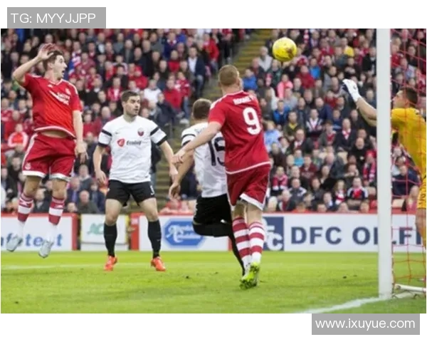 新圣徒与里耶卡激战正酣谁能在这场对决中笑到最后